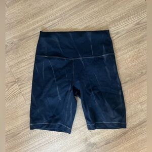 lululemon navy dye wunder train 6” biker shorts